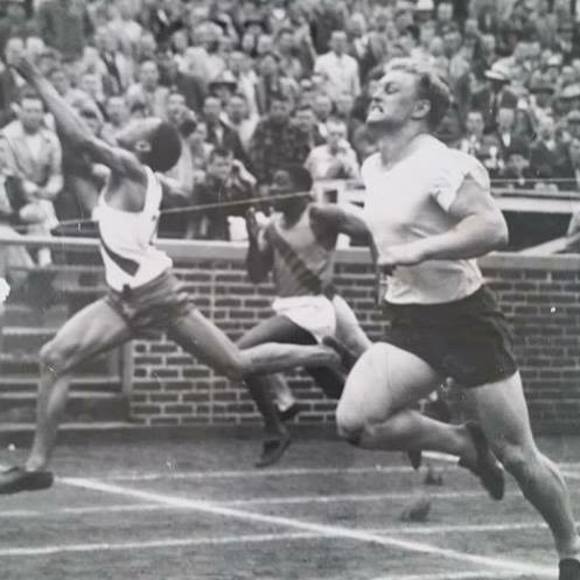 Meet your Posher, Angelina at - Picture 1 of 1